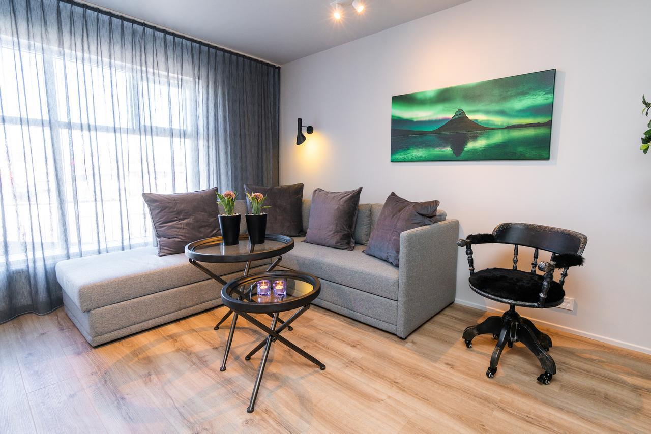 H96 Luxury Suite Κεφλαβίκ Εξωτερικό φωτογραφία