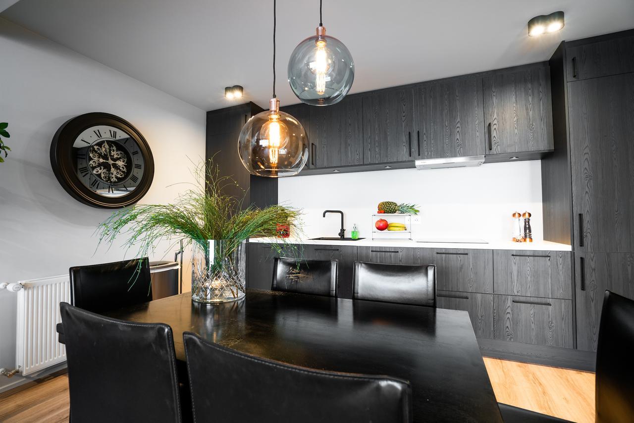 H96 Luxury Suite Κεφλαβίκ Εξωτερικό φωτογραφία